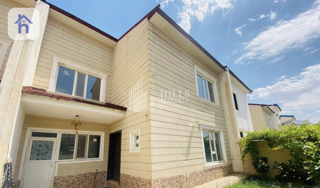 Spacious House in Italian Village 2