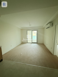 1 Bedroom Apartment in Empire Wings image 2