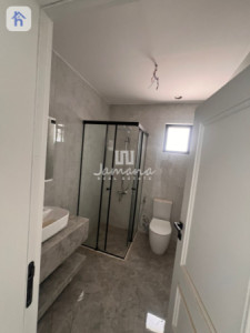 Spacious House with Modern Design Image 21