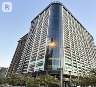 Cozy 1-Bedroom Apartment in Queen Tower image 1