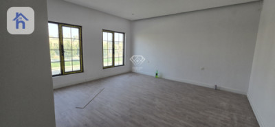 Spacious house for sale in Spanish Village 2 image 5