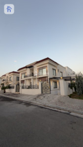 خانوویەکی فراوان لە فیردوس ستی image 1