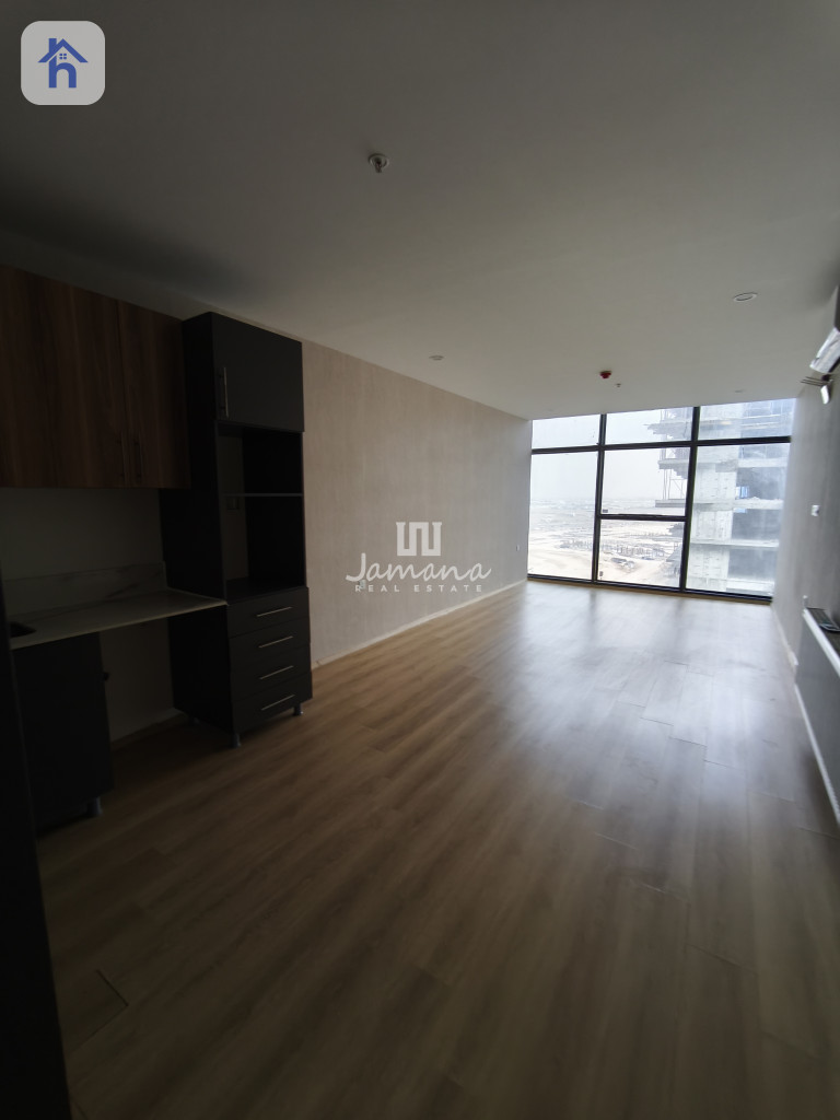 Bright and Spacious Flat for Rent