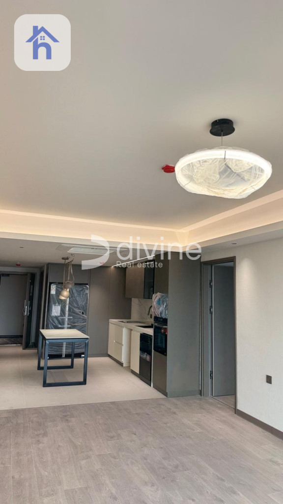 Apartment in Cash