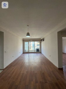 Modern 3-Bedroom Apartment for Rent Image 5