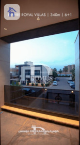 Luxurious Villa in Prime Location image 18