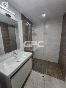 Studio Apartment image 7