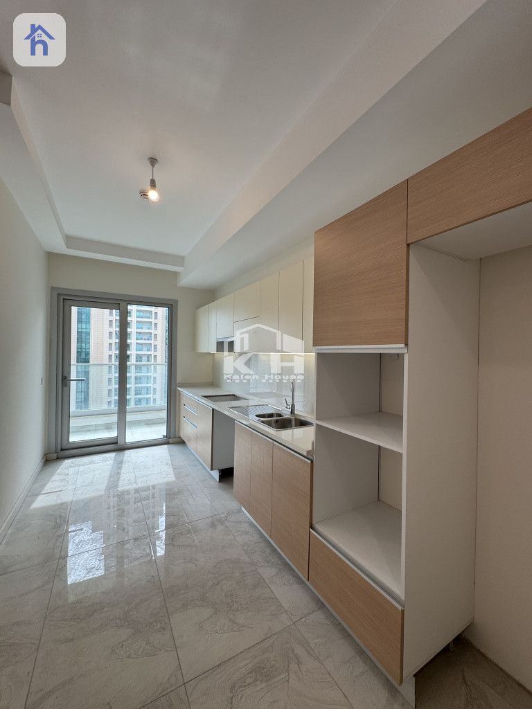 Apartment in Cash