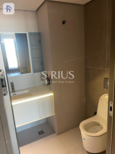 Luxury Apartment with Stunning Views Image 8