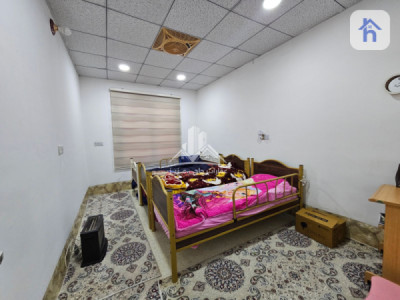 Spacious House with 4 Bedrooms image 10