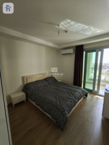Elegant Apartment in Prime Location Image 5