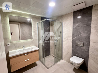 150m corner apartment Image 10