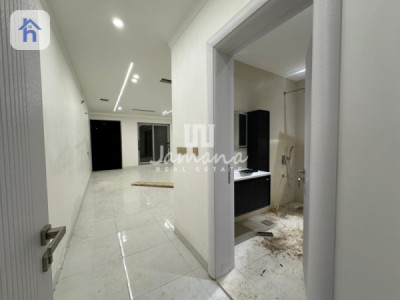 Corner House Image 8