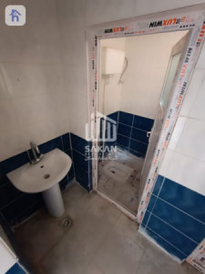 House with 4 Bedrooms for rent Resim 18