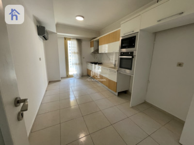 Modern 3 Bedroom Apartment for Rent Image 6