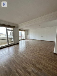 Spacious 3 Bedroom Apartment with Stunning Views Resim 4