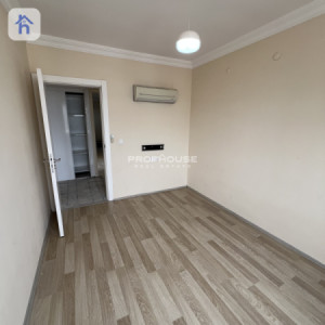 Spacious 3-Bedroom Apartment Resim 8