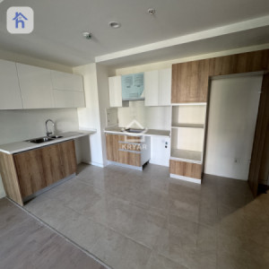Bright Apartment with 1 Bedroom Image 3