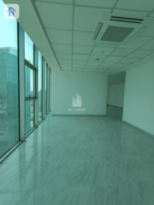 Spacious Office on the 16th Floor image 7