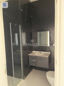 Modern One-Bedroom Apartment image 10