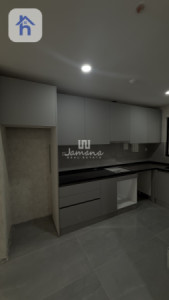 Spacious 2 Bedroom Apartment with Modern Design Image 4