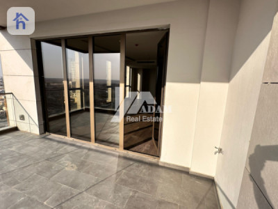 Elegant 4-Bedroom Apartment with Balcony Image 31