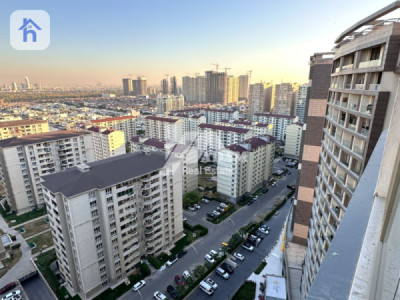 Studio Apartment Image 8