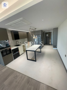 Luxury Apartment with Stunning Views image 1