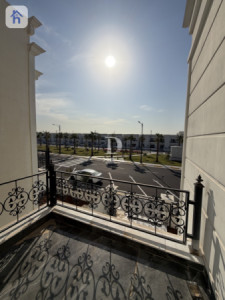 Corner Commercial House image 20