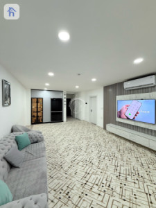منزل مشرق وواسع بسعر رمزي image 1