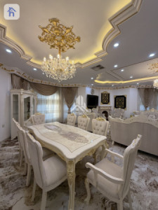 Luxurious Villa with Multiple Rooms image 12