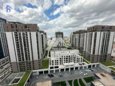 Boulevard Apartment with Terrace Image 6