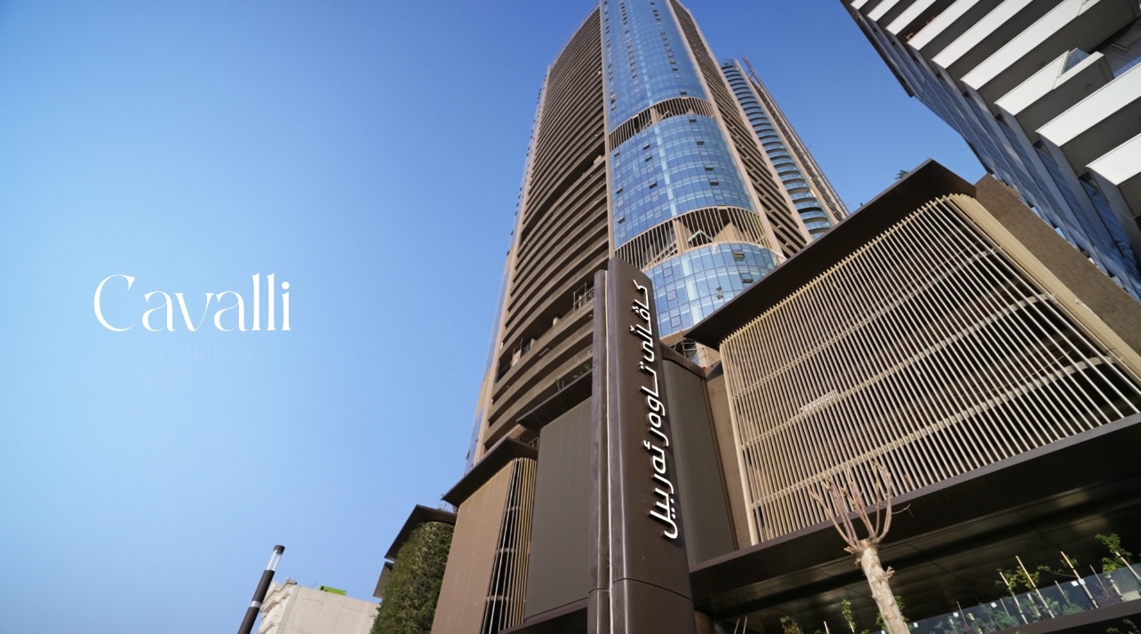 Apartment Opposite park