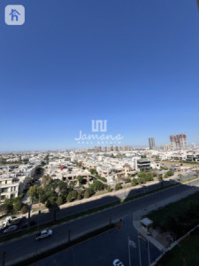 شوقەیەکی مۆدێرن لە دوو ژووری نووستن لەگەڵ دیمەنێکی جوانەوە image 7