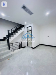 Cozy 4 bedroom house in Erbil Image 5