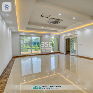 Villa for sale in the American Village Resim 3