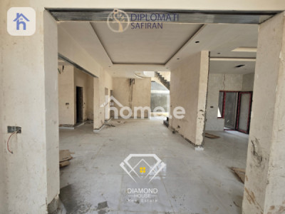 Family House with Multiple Rooms Image 3