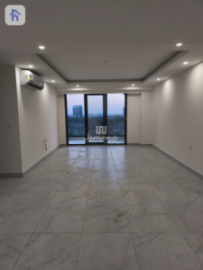 12th floor office for rent image 1
