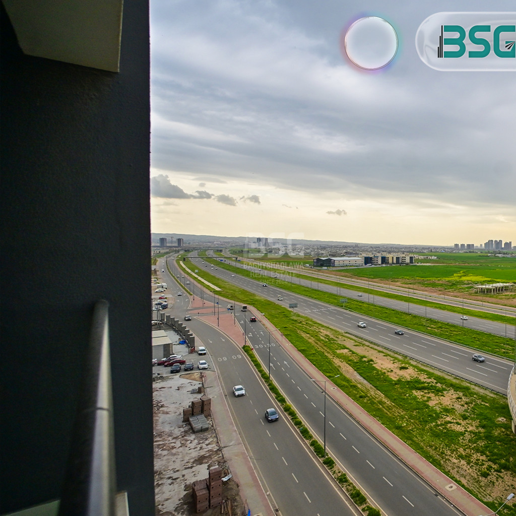 شوقەی ڕاخراو بۆ فرۆشتن وێنە 11