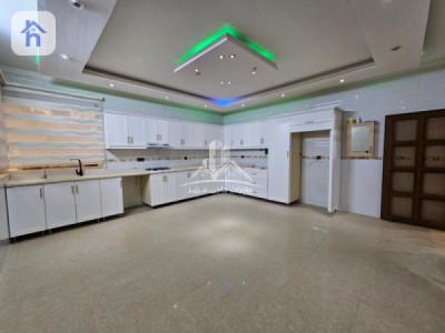 Corner House Resim 6