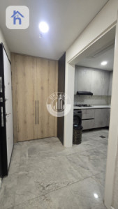 شقة مؤثثة للإيجار صورة 6