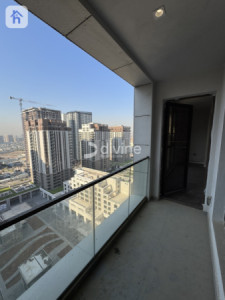 Modern apartment in prime location image 9