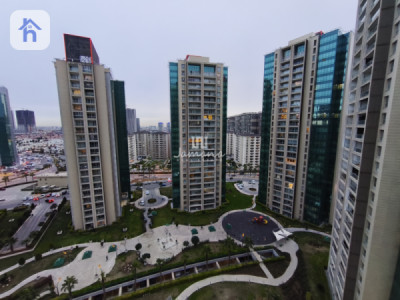 Modern Apartment in Empire Wings Resim 9