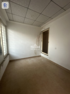 Spacious House in 32 Park image 9