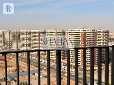 Spacious Apartment in Cavalli Tower Image 10