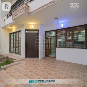 Spacious house in Hawlery nwe image 2
