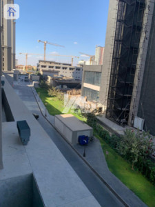 شوقەیەکی یەک ژووری نوستن بە مۆبیلیات لە بۆلیڤار وێنە 11