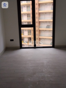 شقة في الطابق العالي مع إطلالات رائعة صورة 3