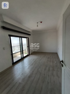 Cosy 1 Bedroom Apartment with City View Image 4