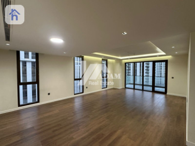 Modern Apartment image 14